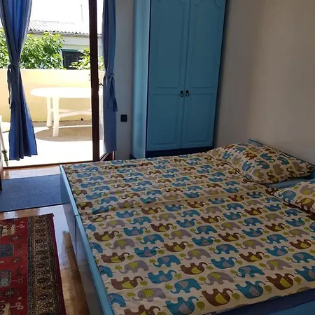 Gostinjska kuća Romantic Vir