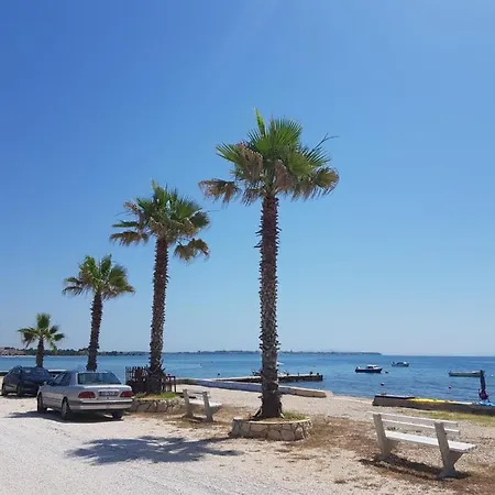 Gostinjska kuća Romantic 2*